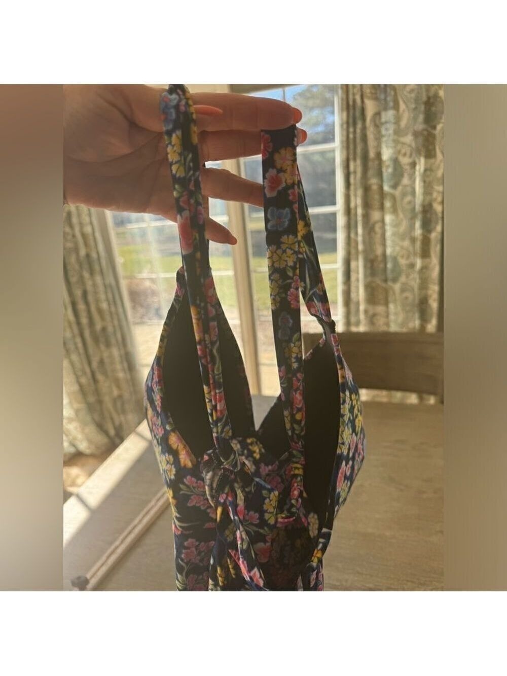 Swimsuit top! Floral pattern. - Picture 6 of 7